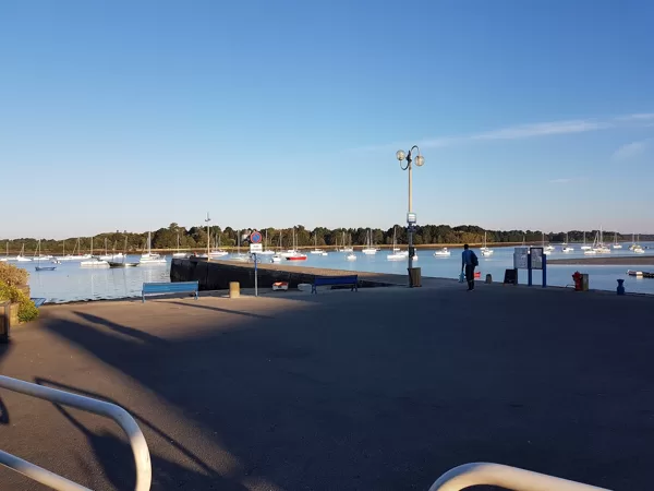 Le port/The port/Der Hafen